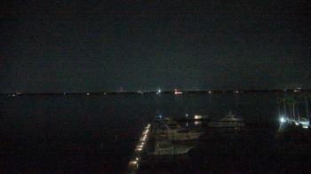 Weather camera view of Pinchers Marina at Edison Ford.