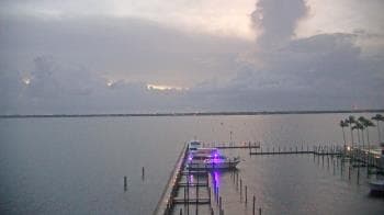 Weather camera view of Pinchers Marina at Edison Ford.