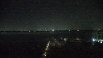 Weather camera view of Pinchers Marina at Edison Ford.