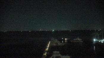 Weather camera view of Pinchers Marina at Edison Ford.