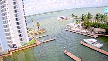 Weather camera view of Sanibel Harbour Yacht Club.