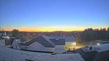 Weather camera view of Fessenden School.