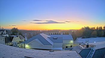 Weather camera view of Fessenden School.