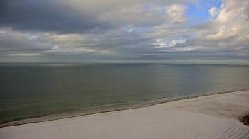 Weather camera view of DiamondHead & GullWing Beach Resorts.