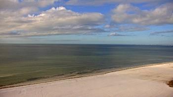 Weather camera view of DiamondHead & GullWing Beach Resorts.