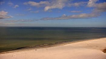 Weather camera view of DiamondHead & GullWing Beach Resorts.