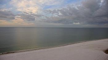 Weather camera view of DiamondHead & GullWing Beach Resorts.