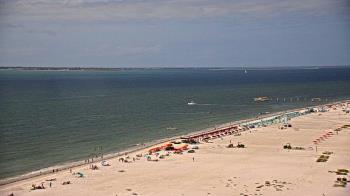 Weather camera view of DiamondHead & GullWing Beach Resorts.