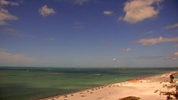 Weather camera view of DiamondHead & GullWing Beach Resorts.