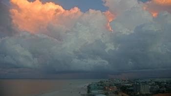 Weather camera view of DiamondHead & GullWing Beach Resorts.