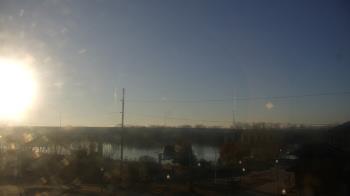 Weather camera view of Miss Lauras.