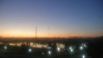 Weather camera view of Miss Lauras.