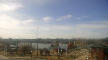 Weather camera view of Miss Lauras.