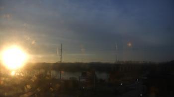 Weather camera view of Miss Lauras.