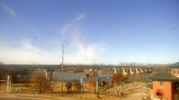 Weather camera view of Miss Lauras.