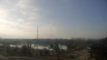 Weather camera view of Miss Lauras.