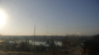 Weather camera view of Miss Lauras.