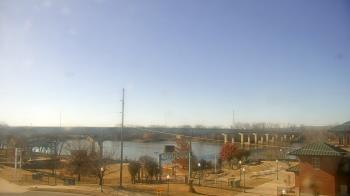 Weather camera view of Miss Lauras.