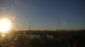 Weather camera view of Miss Lauras.