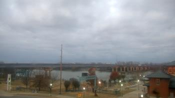 Weather camera view of Miss Lauras.