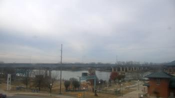 Weather camera view of Miss Lauras.