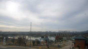 Weather camera view of Miss Lauras.