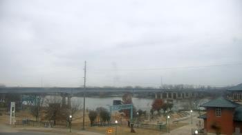 Weather camera view of Miss Lauras.