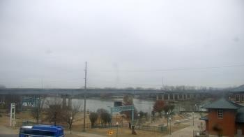 Weather camera view of Miss Lauras.