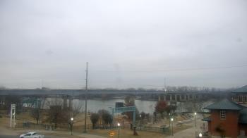 Weather camera view of Miss Lauras.