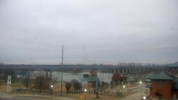 Weather camera view of Miss Lauras.