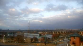 Weather camera view of Miss Lauras.