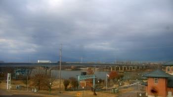 Weather camera view of Miss Lauras.