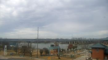 Weather camera view of Miss Lauras.