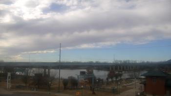 Weather camera view of Miss Lauras.