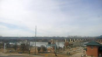 Weather camera view of Miss Lauras.