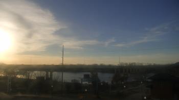 Weather camera view of Miss Lauras.