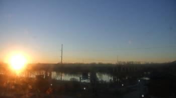 Weather camera view of Miss Lauras.