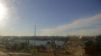 Weather camera view of Miss Lauras.