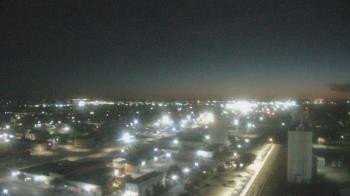 Weather camera view of Garden City Coop Inc - city center.