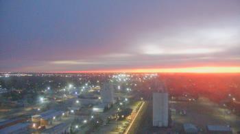 Weather camera view of Garden City Coop Inc - city center.