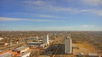 Weather camera view of Garden City Coop Inc - city center.