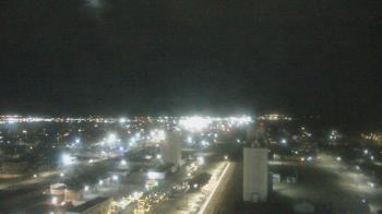 Weather camera view of Garden City Coop Inc - city center.