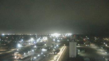 Weather camera view of Garden City Coop Inc - city center.