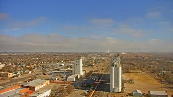 Weather camera view of Garden City Coop Inc - city center.