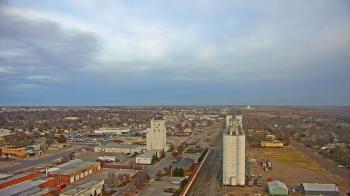 Weather camera view of Garden City Coop Inc - city center.