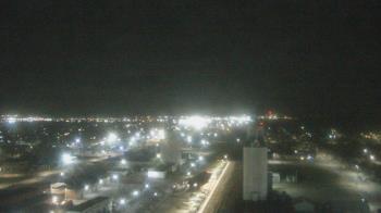 Weather camera view of Garden City Coop Inc - city center.