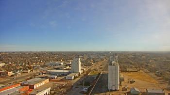 Weather camera view of Garden City Coop Inc - city center.