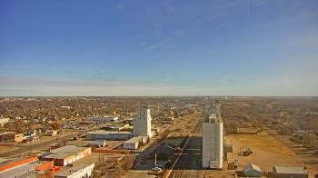Weather camera view of Garden City Coop Inc - city center.