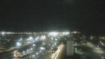 Weather camera view of Garden City Coop Inc - city center.