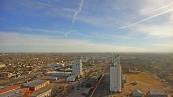 Weather camera view of Garden City Coop Inc - city center.